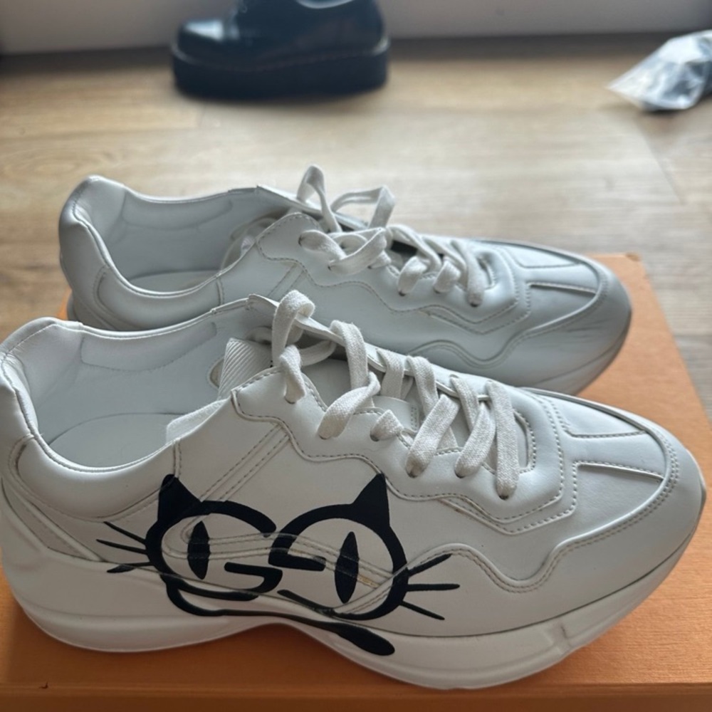 New gucci rhyton cat sneakers leather